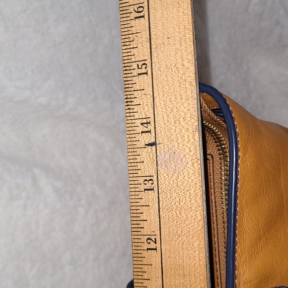 Vera Bradley Tan Leather Canyon Tote Bag - Picture 6 of 10